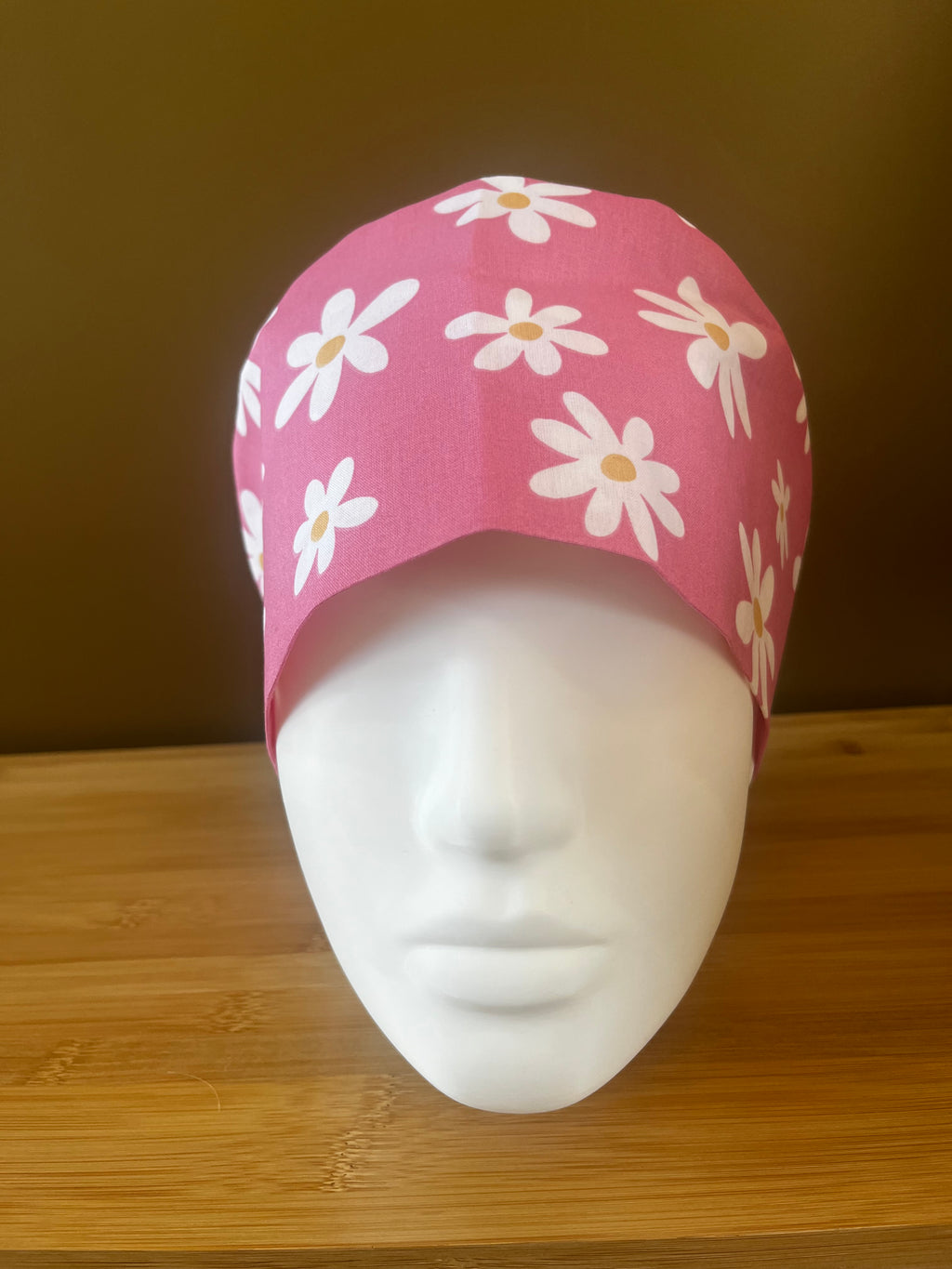 Calot pâquerettes blanches et roses